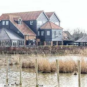 Hotel Oyster Fleet